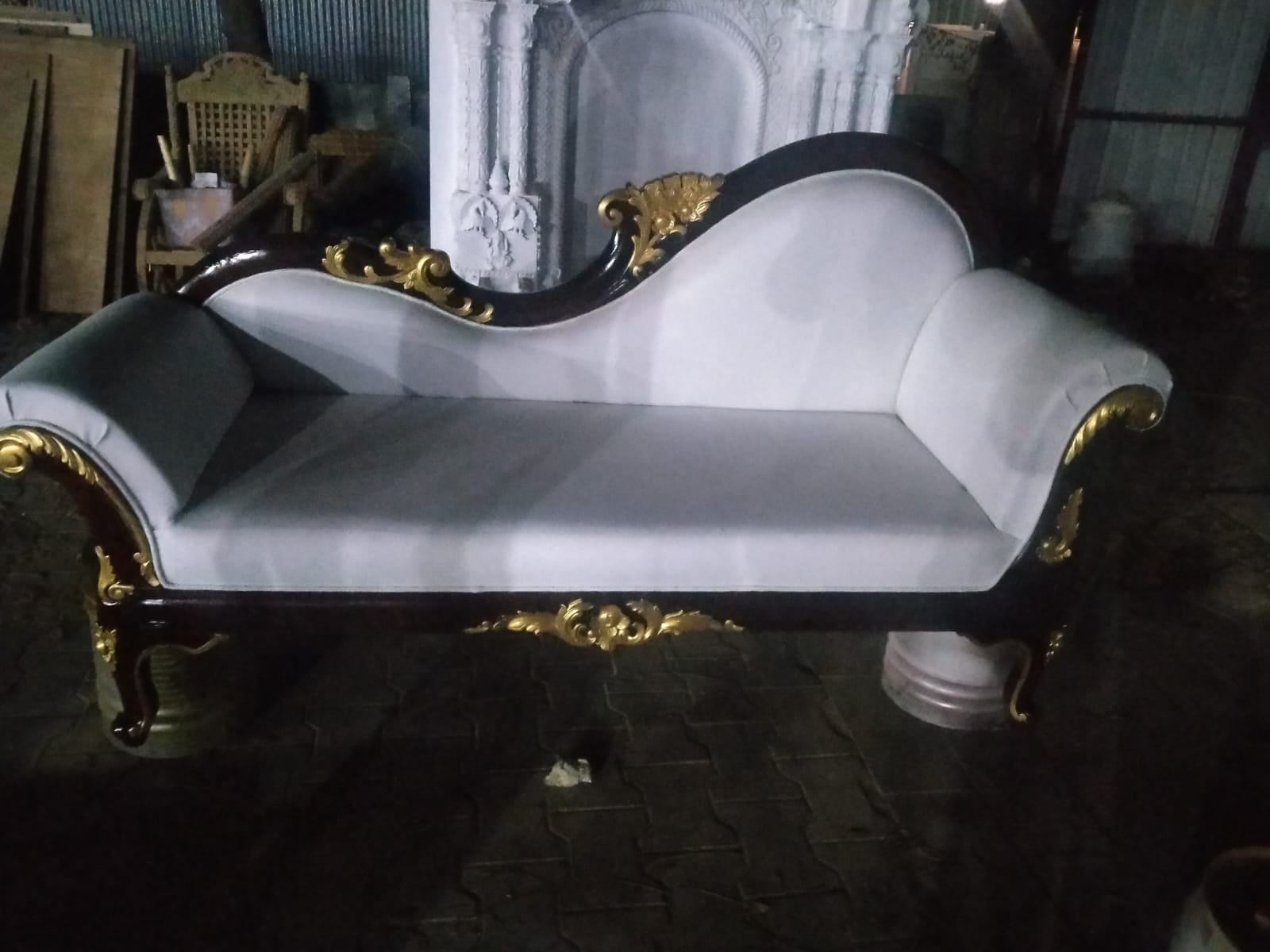 Victorian Chaise Longue